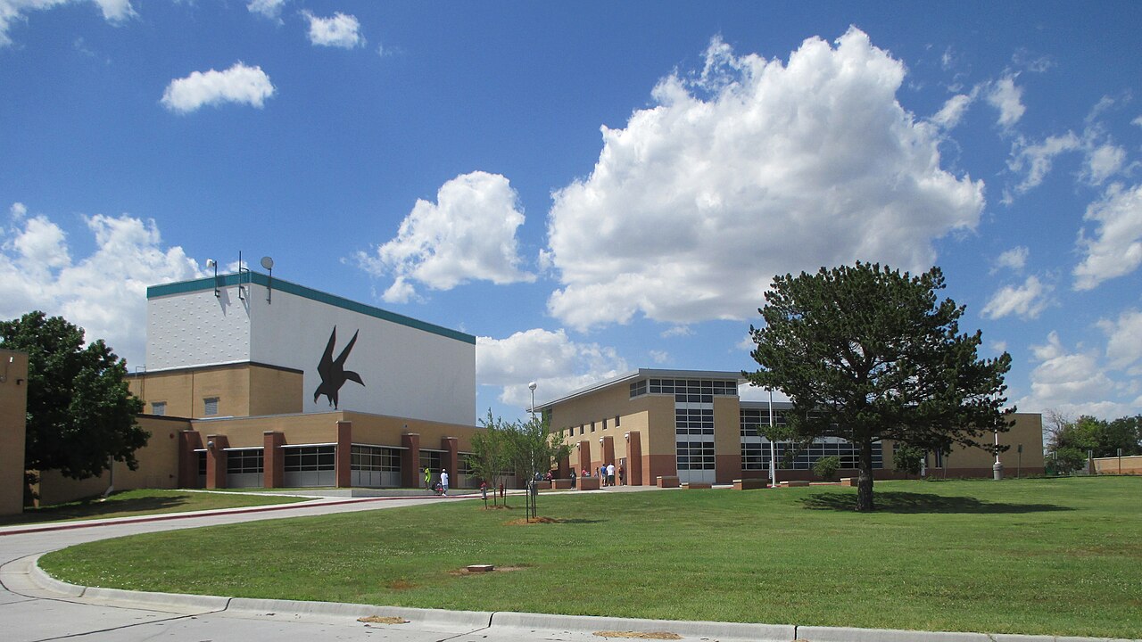 Main entrance of Wichita Heights High School, June 2013.